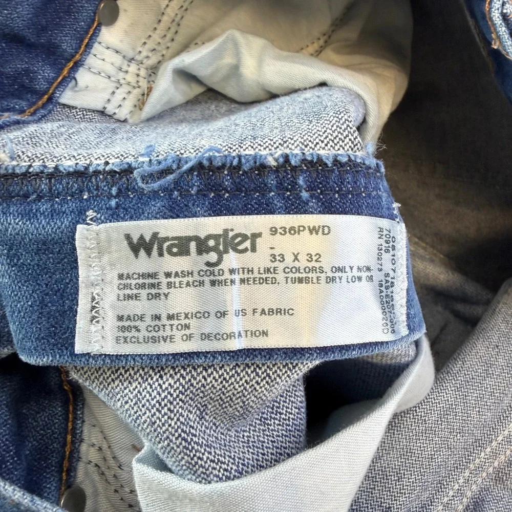 Wrangler 936 Cowboy Cut Jeans Men's Size 33x32 Blue Denim Pants Western